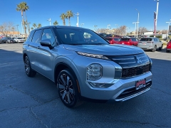 New 2026  Mitsubishi Outlander FWD at Camacho Mitsubishi near Palmdale&comma; CA
