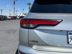 Used 2025  Mitsubishi Outlander Plug-In Hybrid SEL Black Edition S-AWC at Camacho Mitsubishi near Palmdale&comma; CA