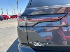 New 2025  Mitsubishi Outlander SE FWD at Camacho Mitsubishi near Palmdale, CA
