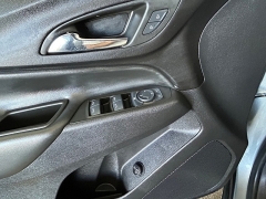 Used 2024  Chevrolet Equinox AWD 4dr LT w&sol;1LT at Camacho Mitsubishi near Palmdale&comma; CA