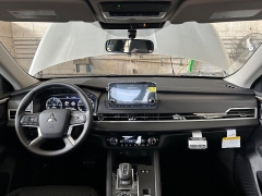 New 2025 Mitsubishi Outlander Plug-In Hybrid ES S-AWC at Camacho Mitsubishi near Palmdale, CA