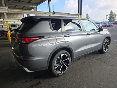 Used 2024  Mitsubishi Outlander SE FWD at Camacho Mitsubishi near Palmdale&comma; CA
