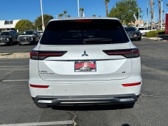New 2026  Mitsubishi Outlander SE FWD at Camacho Mitsubishi near Palmdale&comma; CA