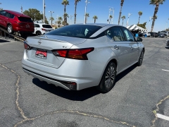 Used 2024  Nissan Altima 2&period;5 SV Sedan at Camacho Mitsubishi near Palmdale&comma; CA