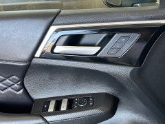 Used 2025  Mitsubishi Outlander Plug-In Hybrid SEL Black Edition S-AWC at Camacho Mitsubishi near Palmdale&comma; CA