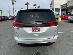Used 2024  Chrysler Pacifica Touring L FWD at Camacho Mitsubishi near Palmdale&comma; CA