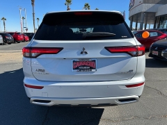 New 2025 Mitsubishi Outlander Plug-In Hybrid SE S-AWC at Camacho Mitsubishi near Palmdale, CA