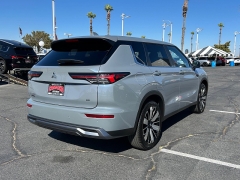 New 2026  Mitsubishi Outlander SE FWD at Camacho Mitsubishi near Palmdale&comma; CA