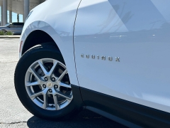 Used 2024  Chevrolet Equinox AWD 4dr LT w&sol;1LT at Camacho Mitsubishi near Palmdale&comma; CA