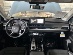 Used 2026  Mitsubishi Outlander SE FWD at Camacho Mitsubishi near Palmdale&comma; CA