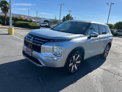 Used 2025  Mitsubishi Outlander SE FWD at Camacho Mitsubishi near Palmdale&comma; CA