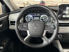 New 2025  Mitsubishi Outlander Plug-In Hybrid SEL S-AWC at Camacho Mitsubishi near Palmdale, CA