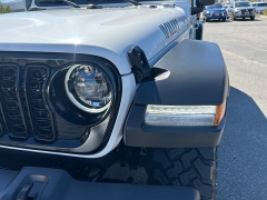 Used 2025  Jeep Wrangler Willys 4 Door 4x4 at Camacho Mitsubishi near Palmdale&comma; CA