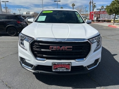 Used 2024  GMC Terrain FWD 4dr SLE at Camacho Mitsubishi near Palmdale&comma; CA