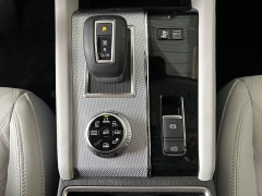 New 2025  Mitsubishi Outlander Plug-In Hybrid SEL S-AWC at Camacho Mitsubishi near Palmdale, CA