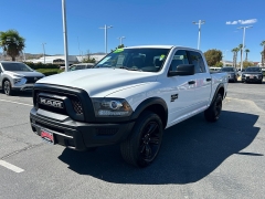 Used 2024  Ram 1500 Classic 4WD Warlock Crew Cab 5'7" Box at Camacho Mitsubishi near Palmdale&comma; CA