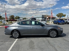 Used 2024  Nissan Altima 2&period;5 SV Sedan at Camacho Mitsubishi near Palmdale&comma; CA