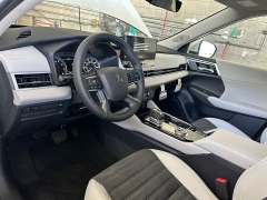 New 2025  Mitsubishi Outlander SE FWD at Camacho Mitsubishi near Palmdale, CA