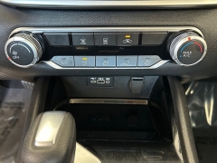 Used 2024  Nissan Altima 2&period;5 SV Sedan at Camacho Mitsubishi near Palmdale&comma; CA