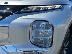 New 2026  Mitsubishi Outlander SE FWD at Camacho Mitsubishi near Palmdale&comma; CA