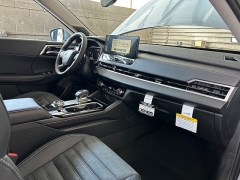 New 2025 Mitsubishi Outlander SE FWD w/Tech Pkg at Camacho Mitsubishi near Palmdale, CA