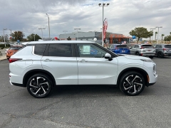 Used 2024  Mitsubishi Outlander SE S-AWC at Camacho Mitsubishi near Palmdale&comma; CA