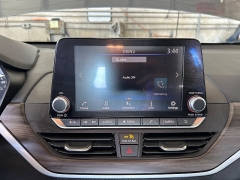 Used 2024  Nissan Altima 2&period;5 SV Sedan at Camacho Mitsubishi near Palmdale&comma; CA