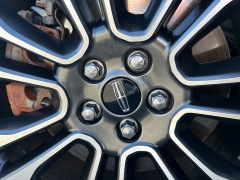 Used 2018  Lincoln Continental 4d Sedan AWD Reserve at Camacho Mitsubishi near Palmdale&comma; CA