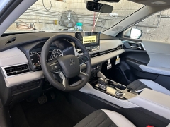 New 2025  Mitsubishi Outlander SE FWD at Camacho Mitsubishi near Palmdale, CA