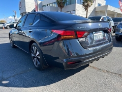 Used 2021  Nissan Altima 2.5 SV Sedan at Camacho Mitsubishi near Palmdale, CA