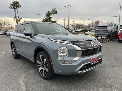 New 2026 Mitsubishi Outlander SEL FWD at Camacho Mitsubishi near Palmdale, CA