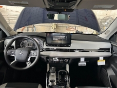 New 2025  Mitsubishi Outlander SE FWD at Camacho Mitsubishi near Palmdale, CA