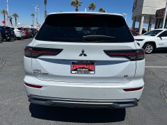 New 2026  Mitsubishi Outlander SE FWD at Camacho Mitsubishi near Palmdale&comma; CA