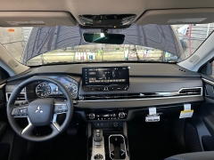 New 2026  Mitsubishi Outlander FWD at Camacho Mitsubishi near Palmdale&comma; CA