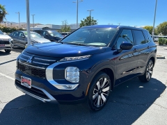 New 2026  Mitsubishi Outlander FWD at Camacho Mitsubishi near Palmdale&comma; CA
