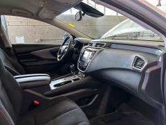 Used 2021  Nissan Murano FWD SV at Camacho Mitsubishi near Palmdale&comma; CA
