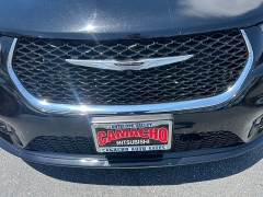 Used 2025  Chrysler Pacifica Select FWD at Camacho Mitsubishi near Palmdale&comma; CA
