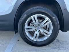 Used 2024  GMC Terrain FWD 4dr SLE at Camacho Mitsubishi near Palmdale&comma; CA