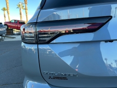 New 2026  Mitsubishi Outlander SE FWD at Camacho Mitsubishi near Palmdale&comma; CA