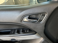 Used 2020  Chevrolet Colorado 2WD Crew Cab LT at Camacho Mitsubishi near Palmdale&comma; CA