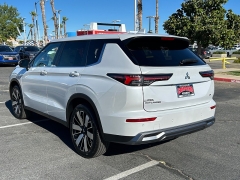 New 2026  Mitsubishi Outlander SE FWD at Camacho Mitsubishi near Palmdale&comma; CA