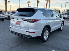 New 2026  Mitsubishi Outlander SE FWD at Camacho Mitsubishi near Palmdale&comma; CA