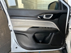 Used 2023  Jeep Compass Limited 4x4 at Camacho Mitsubishi near Palmdale, CA