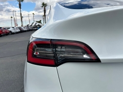 Used 2020  Tesla Model Y Long Range AWD at Camacho Mitsubishi near Palmdale, CA
