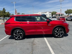 New 2025 Mitsubishi Outlander Plug-In Hybrid SEL S-AWC at Camacho Mitsubishi near Palmdale, CA