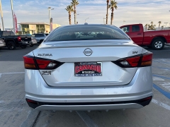 Used 2024  Nissan Altima 2&period;5 SV Sedan at Camacho Mitsubishi near Palmdale&comma; CA