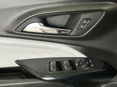 Used 2025  Chevrolet Trax FWD 4dr LT at Camacho Mitsubishi near Palmdale&comma; CA