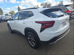 Used 2025  Chevrolet Trax FWD 4dr LT at Camacho Mitsubishi near Palmdale&comma; CA
