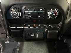 Used 2021 Chevrolet Silverado 1500 2WD Crew Cab 147" Custom at Camacho Mitsubishi near Palmdale, CA