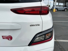 Used 2023  Hyundai Kona Electric SEL FWD at Camacho Mitsubishi near Palmdale&comma; CA